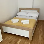 Omorika Na Zamkowej קרקוב